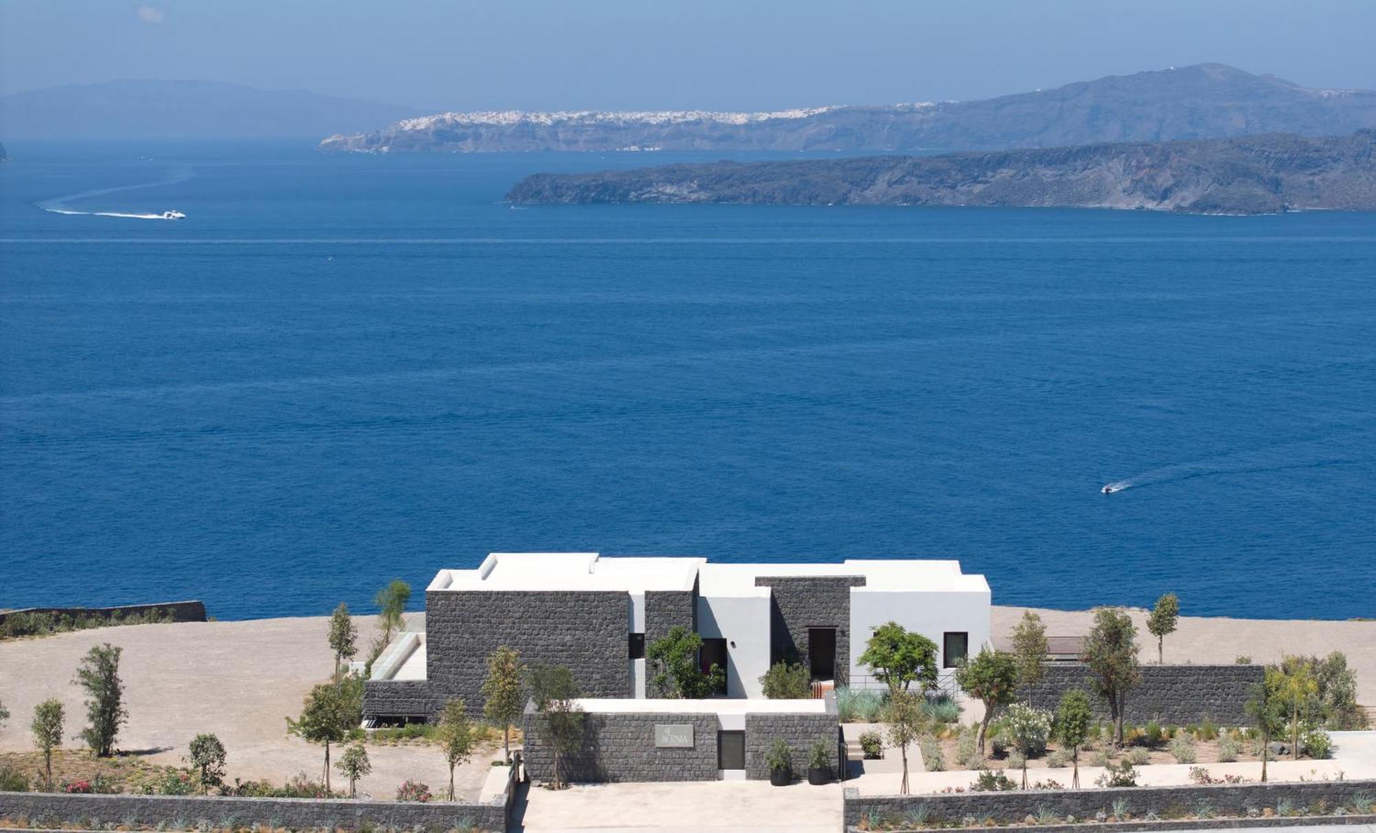 Aernia Suites & Art Akrotiri  Exterior photo